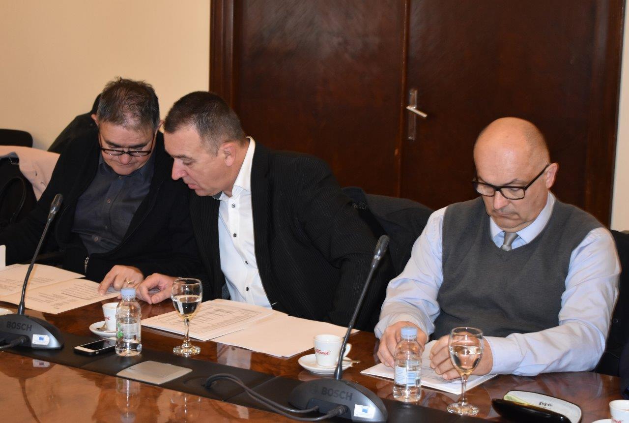 Zadarski župan Božidara Longin održao sastanak s gradonačelnicima i načelnicima Zadarski župan Božidara Longin održao sastanak s gradonačelnicima i načelnicima