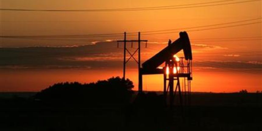 Naftna bušotina (Foto: Reuters) Naftna bušotina (Foto: Reuters)