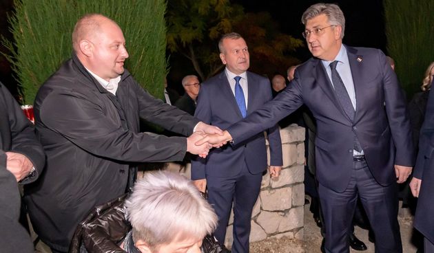 Andrej Plenković obilježio Dan sjećanja u Škabrnji