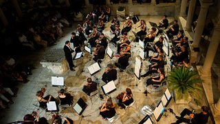 Orchestra Mitteleuropea u klaustru crkve Sv. Frane, Foto: Leo Banić