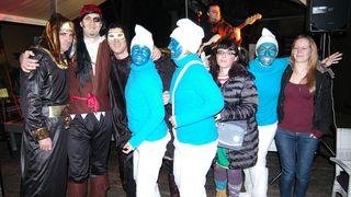 Caffe bar Kult: Kitsch party i Pacific bullets Caffe bar Kult: Kitsch party i Pacific bullets