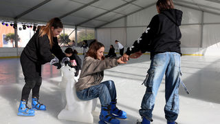 Klizalište ICE PARK Zadar u ŠC Višnjik otvoreno do 12.01.2025.!