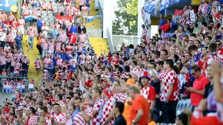 Hrvatski navijači okupirali Lens uoči utakmice s Portugalom, Photo: PIXSELL Hrvatski navijači okupirali Lens uoči utakmice s Portugalom, Photo: PIXSELL