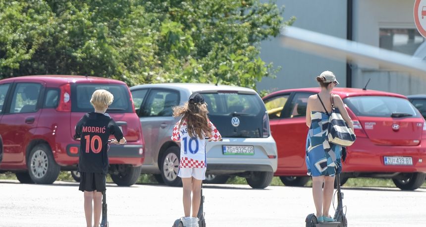 Električni romobil u Zadru