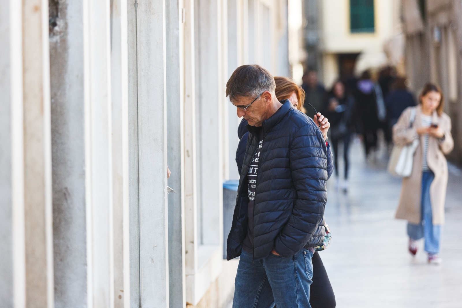 Zatvorene butige i poluprazan zadarski Poluotok Zatvorene butige i poluprazan zadarski Poluotok