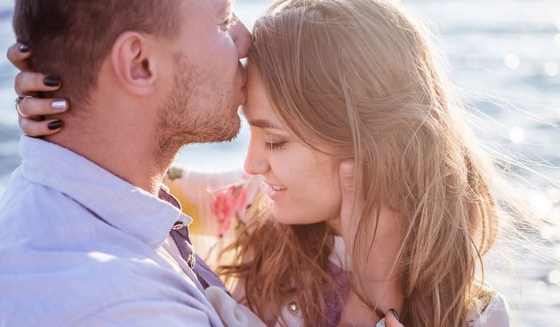 Zaljubljeni par, ljubav, poljubac