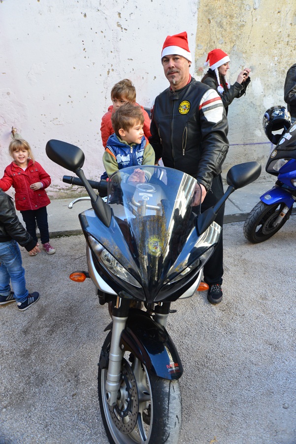 Zadarske Beštije posjetile mališane DV Latica, Foto: Iva Perinčić Zadarske Beštije posjetile mališane DV Latica, Foto: Iva Perinčić