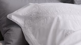 Paška čipka kao dizajnerska inspiracija, Foto: Nikola Zelmanović