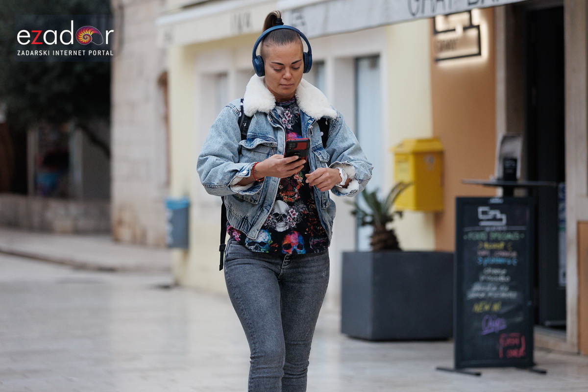 Đir po gradu, subotnja špica 12. studenog 2022. Đir po gradu, subotnja špica 12. studenog 2022.