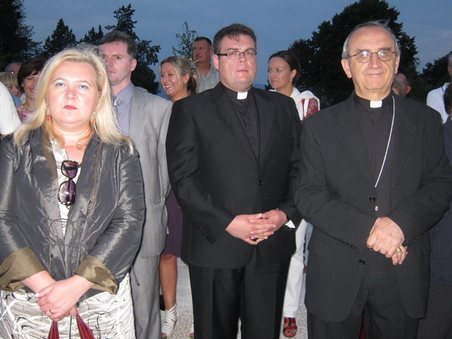 Otvorenje novouredjene Poljane pape Ivana Pavla II Otvorenje novouredjene Poljane pape Ivana Pavla II