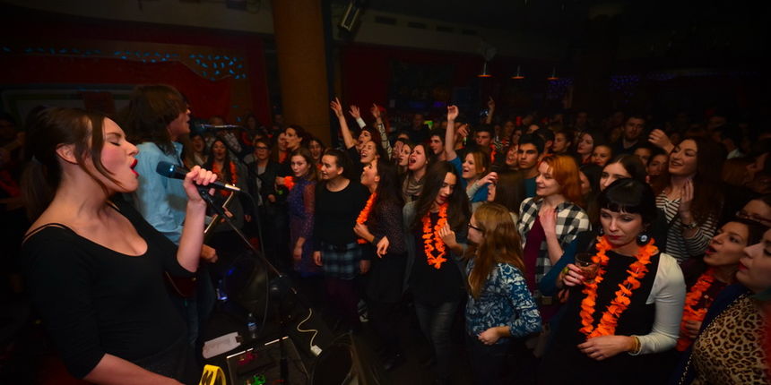 Silente @ Qbar, foto: Iva Perinčić Silente @ Qbar, foto: Iva Perinčić