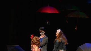 HNK Zadar: Premijera predstave “Tko i što brani”, Igrajmo se HNK Zadar: Premijera predstave “Tko i što brani”, Igrajmo se