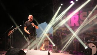 Tony Cetinski priredio spektakl za kraj Virskog ljeta