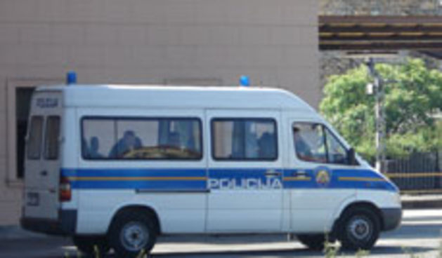 Policija auto