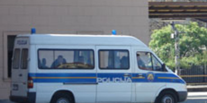 Policija auto