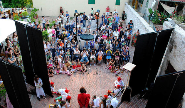 Polaznici dramsko lutkarske radionice Donatolina iz Kazališta lutaka Zadar gostovali su na ovogodišnjem Međunarodnom dječjem festivalu u Šibeniku sa predstavom “Šuma Striborova”, foto: Dino Bara