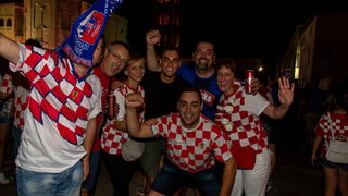 Veličanstven doček četvorice zadarskih Vatrenih od Gradskog mosta do Foruma