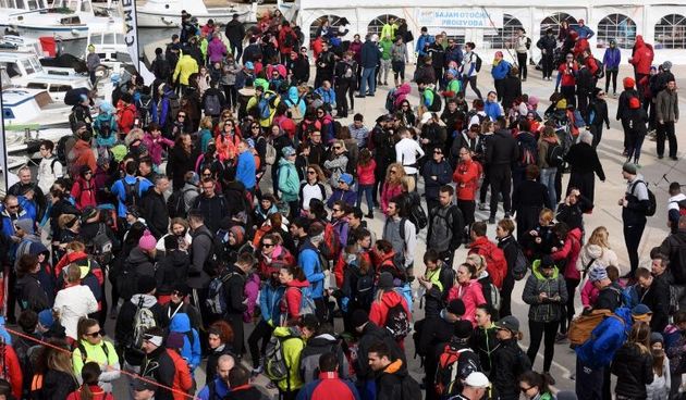 Škraping Tkon otok Pašman 2016. Foto: Dino Stanin/PIXSELL