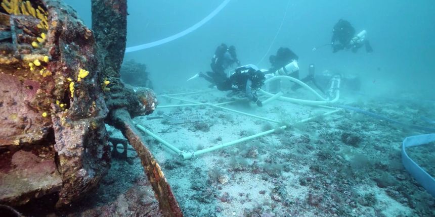 Zadarski podvodni arheolozi na istraživanju ostataka potopljenog aviona kod Visa