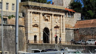 Skitnja gradom 30. kolovoza 2013. Foto: Roberto Lerga Skitnja gradom 30. kolovoza 2013. Foto: Roberto Lerga