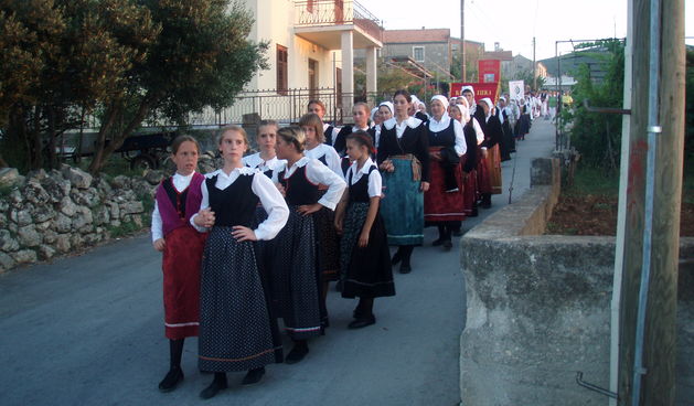 Smotra folklora Dobropoljana (Foto: ezadar.hr)