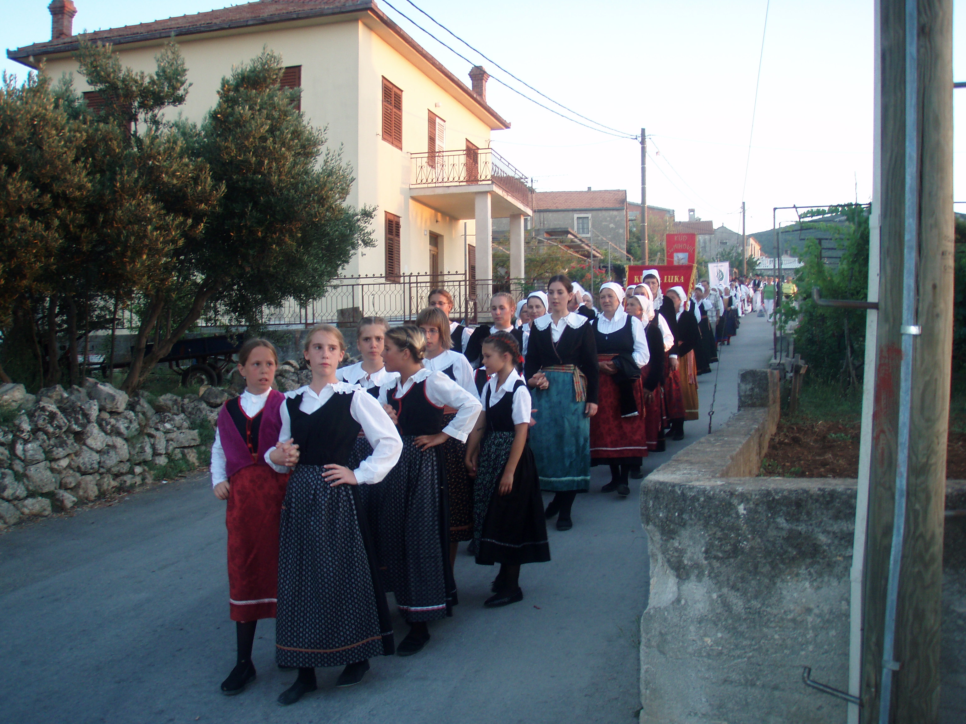 Smotra folklora Dobropoljana (Foto: ezadar.hr)