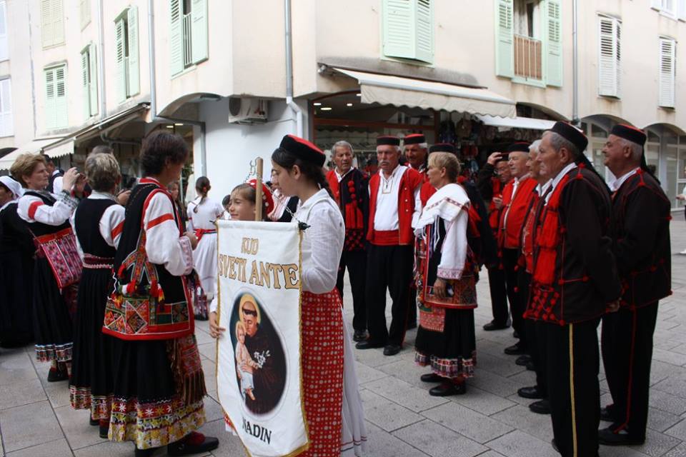 smotra folklora; etno dani