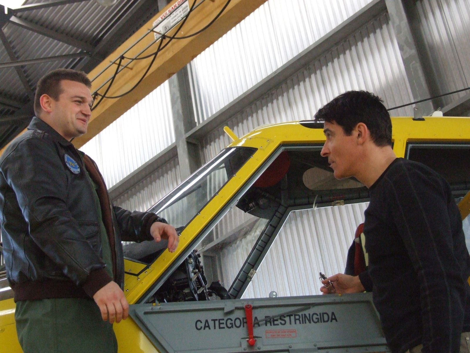 Goran Višnjić posjetio pilote u zrakoplovnoj bazi Zemunik