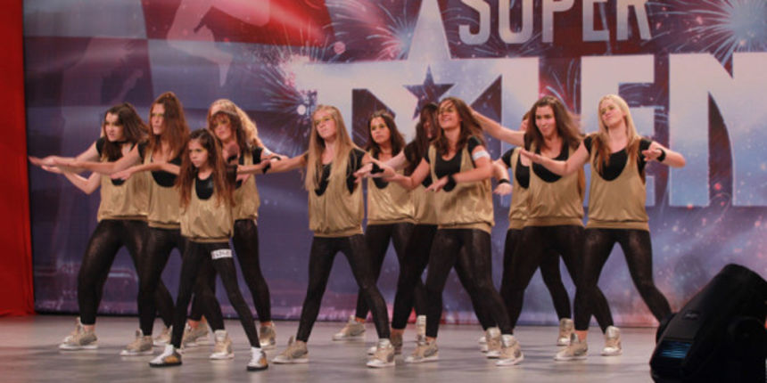 Počinje Supertalent: Akrobacije na trapezu, klasični Halid i ojkanje Počinje Supertalent: Akrobacije na trapezu, klasični Halid i ojkanje