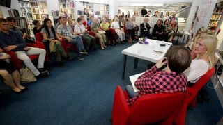 Zagreb: Ivana Bodrožić i finska autorica Johanna Holmstrom na Festivalu svjetske književnosti Zagreb: Ivana Bodrožić i finska autorica Johanna Holmstrom na Festivalu svjetske književnosti