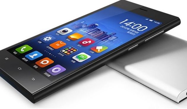 Samsung Z1 Tizen, foto: theworldoftechnology ‏@TWoftechnololgy