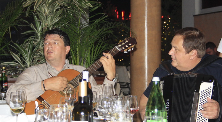 Restoran Niko: Ćiro Gašparac i klape na degustaciji Krauthakerovih vina, Foto: Mladen Malik