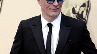 82. Red Carpet Oscara (oscar.go.com)