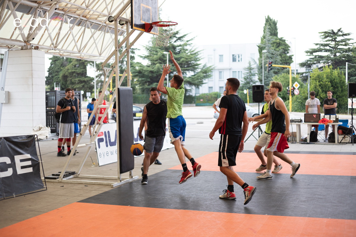 3×3 Basket Tour @ City Galleria