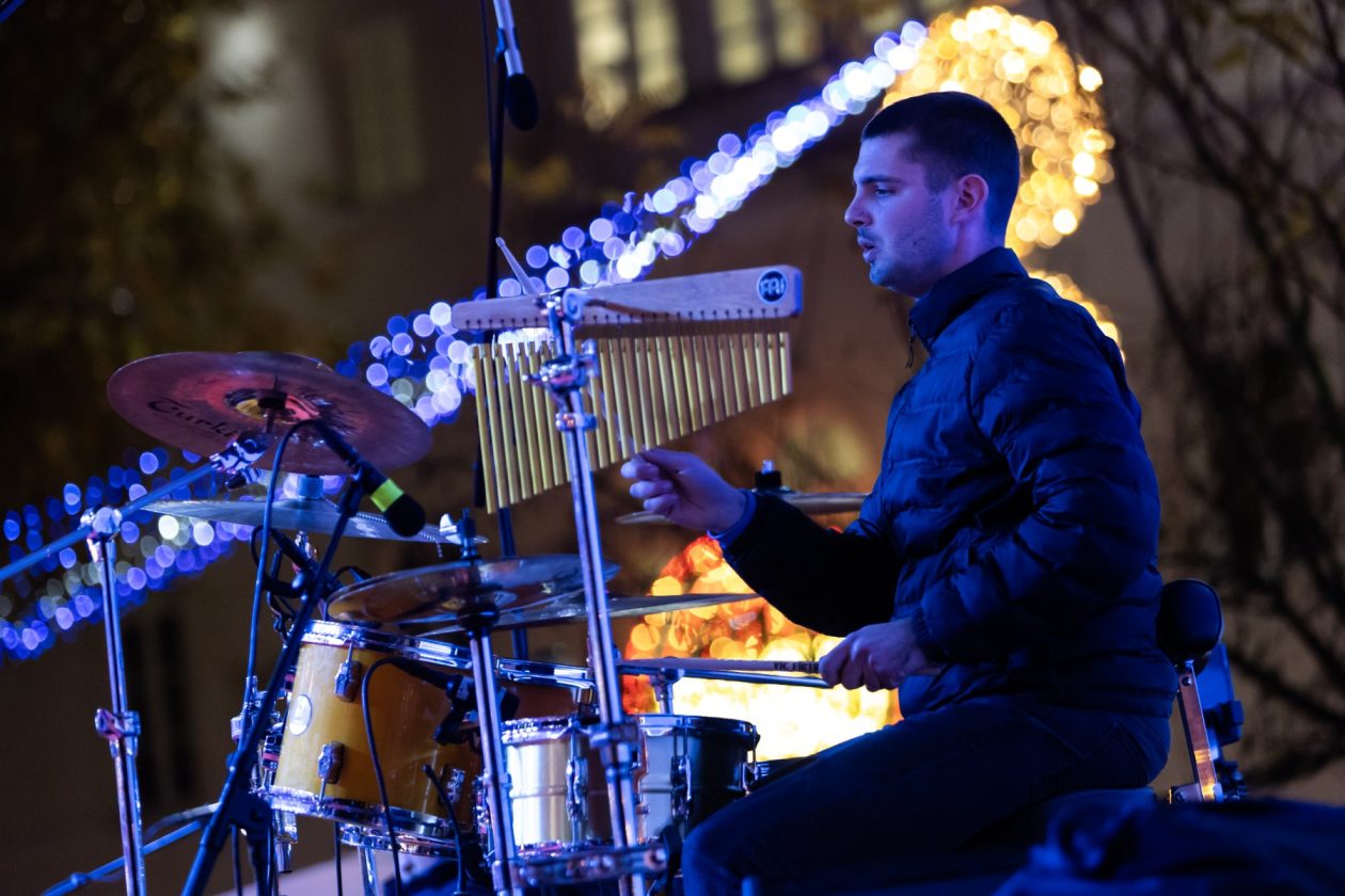 Jure Brkljača održao koncert na Adventu u Zadru