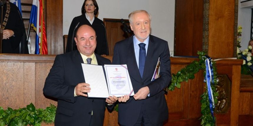 Rektoru Uglešiću dodijeljen počasni doktorat u Dubrovniku, unizd foto