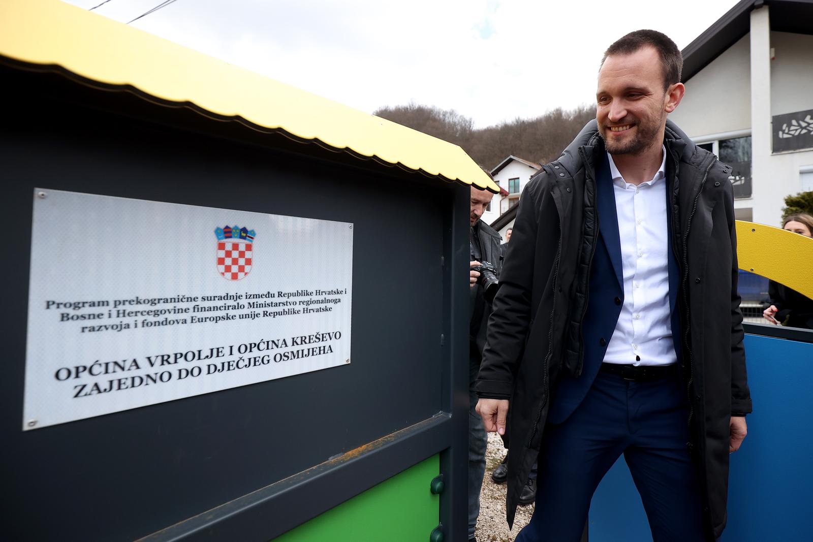 Ministar Šime Erlić obišao poslovnu zonu i vrtić u Kreševu