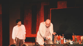 Teatar Exit na Zadarskom kazališnom ljetu: Predstava “Crveno”