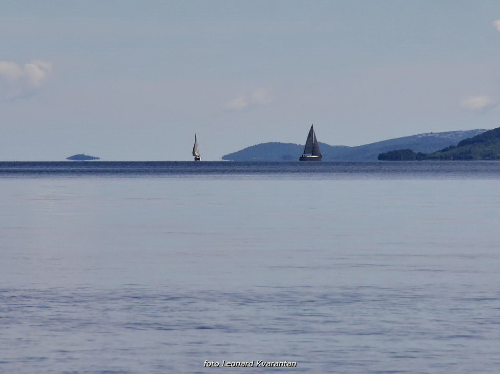 Image 441301 (auto) Image 441301 (auto)