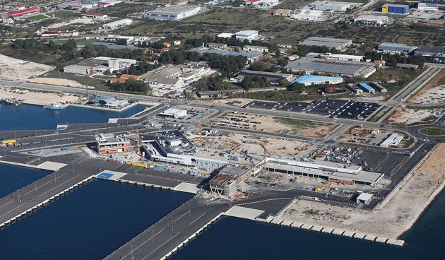 Luka Gaženica- zgrada Terminala u izgradnji, zona Gaženica