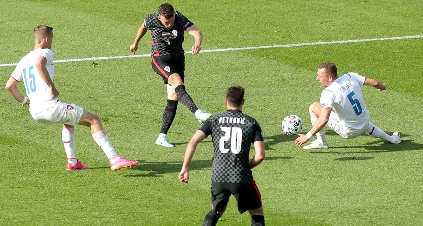 Ivan Perišić, Hrvatska – Češka 1-1