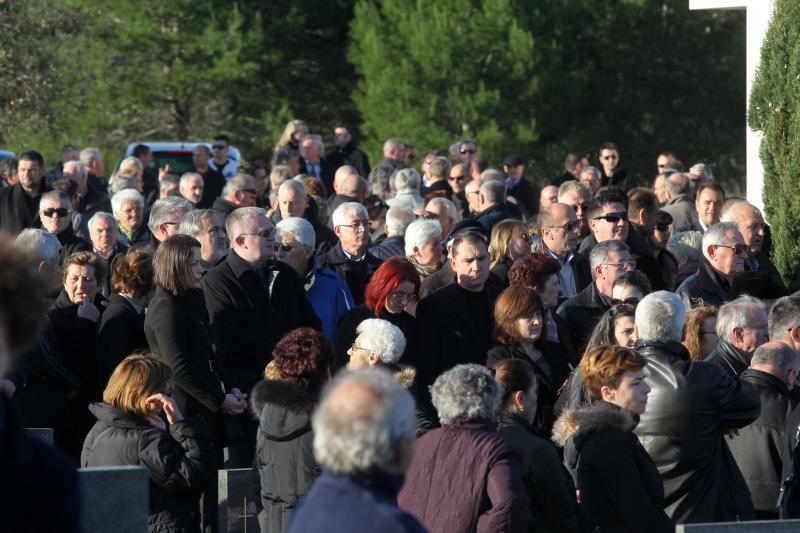 Vir – Pogreb bivseg nogometasa i trenera Tome Basic. Photo: Filip Brala/PIXSELL