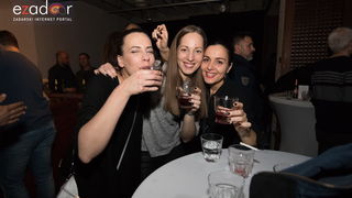 Hladno pivo @ Arsenal Zadar Hladno pivo @ Arsenal Zadar