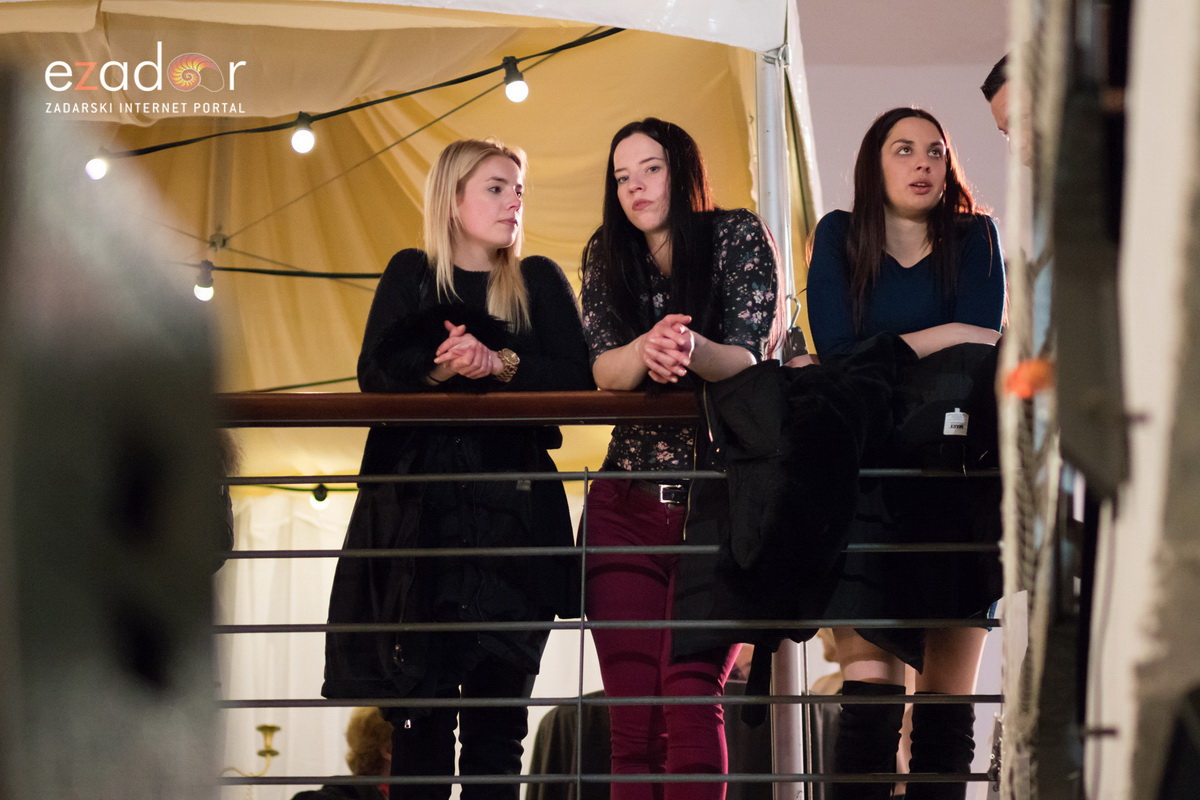 11. Festival vjenčanja: Modna revija vjenčanica i svečanih haljina te revija cvijeća i koncert Sandija Cenova 11. Festival vjenčanja: Modna revija vjenčanica i svečanih haljina te revija cvijeća i koncert Sandija Cenova