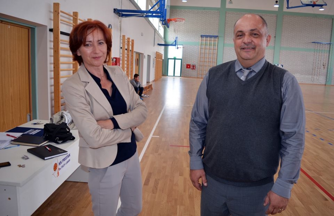 Rekonstrukcija škole u Turnju Rekonstrukcija škole u Turnju