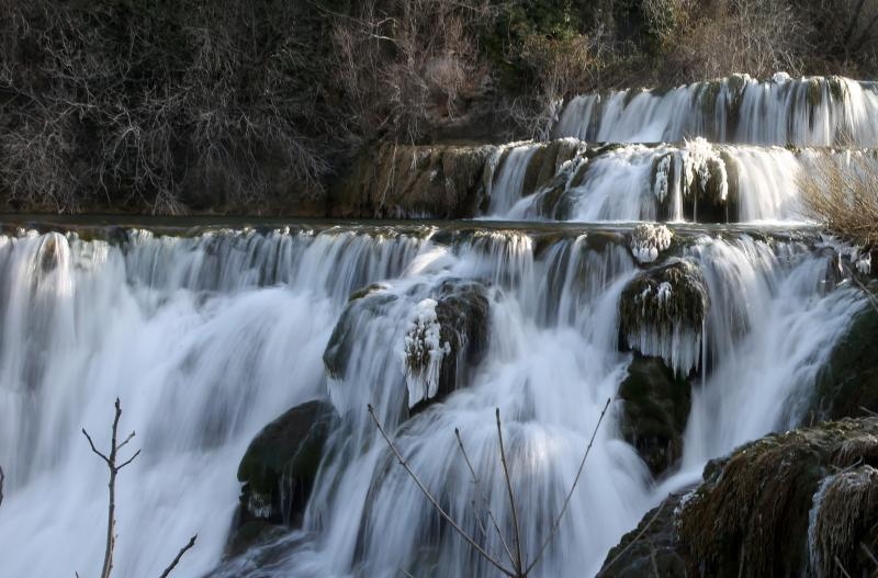Ledena zimska idila na slapovima Krke Ledena zimska idila na slapovima Krke