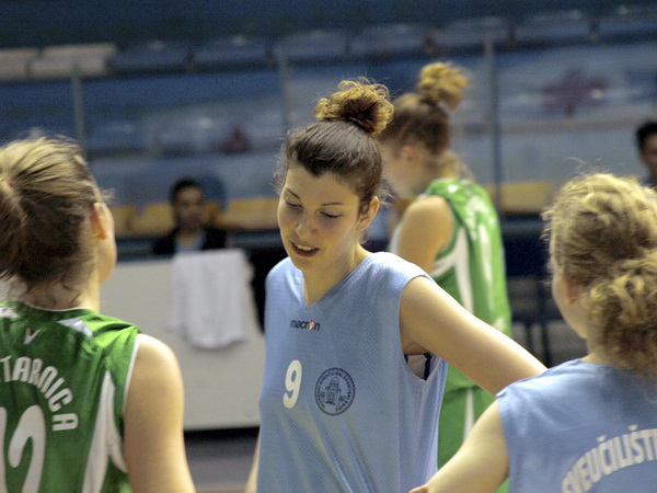 2. medjunarodni turnir u studentskoj kosarci Zadar 2009: Sveuciliste u Zadru – Sveuciliste u Zagrebu 2. medjunarodni turnir u studentskoj kosarci Zadar 2009: Sveuciliste u Zadru – Sveuciliste u Zagrebu