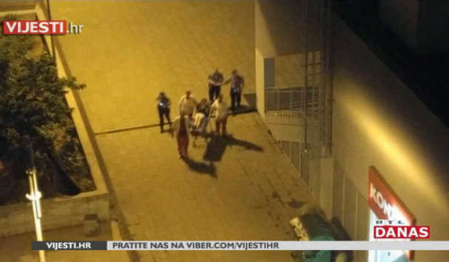 Image 1332639 (auto)