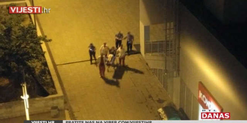 Image 1332639 (auto)