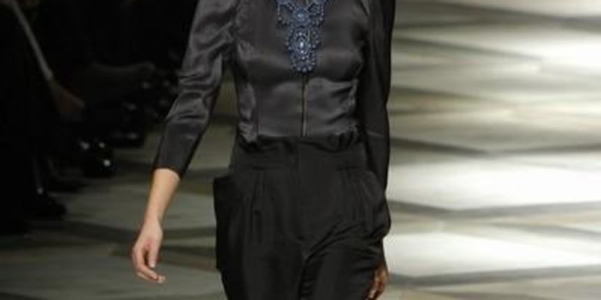 Hlače i cipele – gležnjače (24sata.hr)